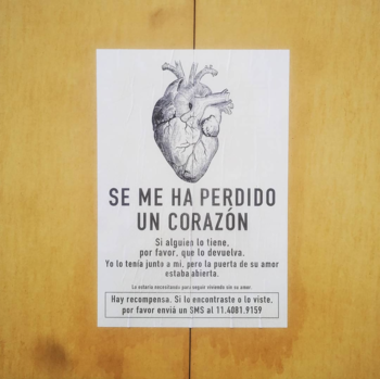 Uno de los afiches callejeros