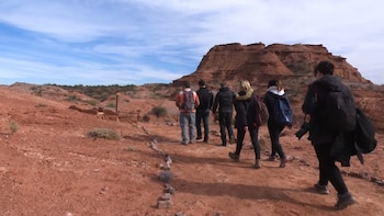 Los turistas recorren la Sierra
