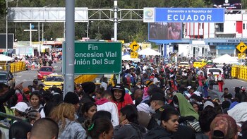 Venezolanos en la frontera de