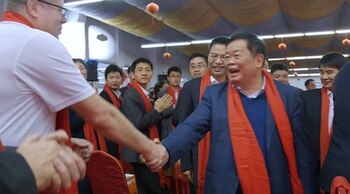 Cao Dewang, el multimillonario chino