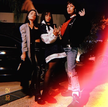 Las mujeres compartieron una comida