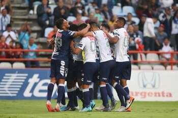 Tuzos llegan con buena racha al Azteca (Foto: EFE)