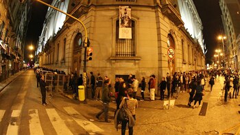 Miles de personas despidieron al