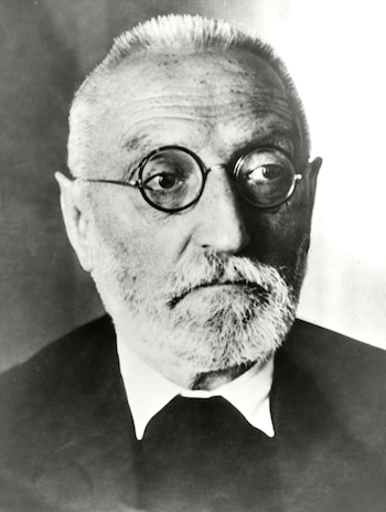 Miguel de Unamuno (1864-1936) Shutterstock