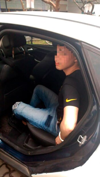 El joven distraía las víctimas