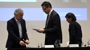 Sandleris en la conferencia de