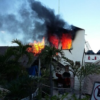 (Foto: Twitter Bomberos Cancún)