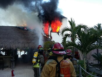 (Foto: Twitter Bomberos Cancún)