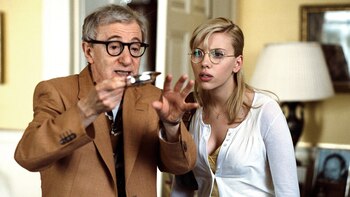 Woody Allen y Scarlett Johansson