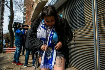 El fanatismo de las personas por el Diez tatuado en la piel para la eternidad