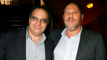 Bob Weinstein y Harvey Weinstein en 2007 (Reuters/ Fred Prouser, UNITED STATES)