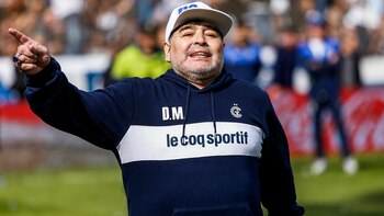 Maradona, en su nuevo hogar,