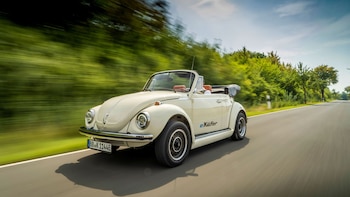 El prototipo del Beetle, o Käfer, en alemán, ya se vio en rutas alemanas