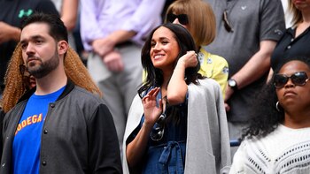 La duquesa de Sussex voló