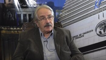 Según Aiello, el período seco en Brasil va de julio a noviembre. Allí, disminuye el contenido de humedad en la atmósfera, por ello los vientos que vienen del norte hace que caiga el flujo de humedad y lleguen debilitados a la Argentina.