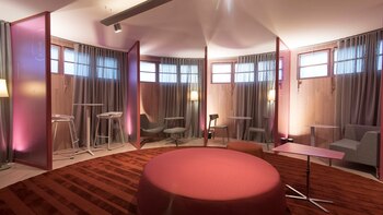 Los arquitectos Juan Caram, Flavio