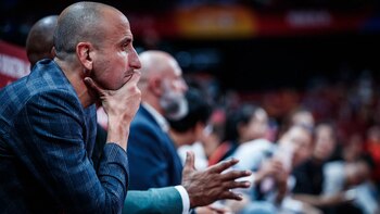 Manu Ginóbili viajó a China