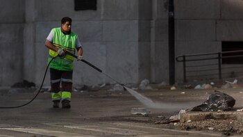 Las tareas de limpieza para dejar en condiciones la calzada