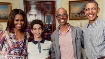 Una imagen de Cameron y