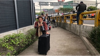 Docenas de pasajeros tuvieron que