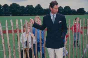 El príncipe Carlos con su