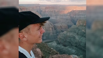 El youtuber iba acompañado de