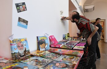 Para los amantes de la literatura, hay también un lugar para comprar libros e historietas