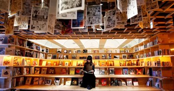 La librería Book and Bed