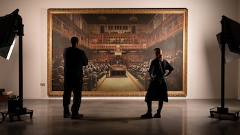 “Devolved Parliament” (2009) mide 267 x