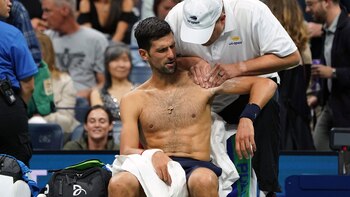 Djokovic abandonó en octavos del US Open por lesión