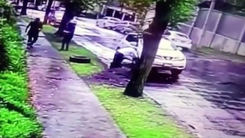 El funcionario se encontraba cambiando