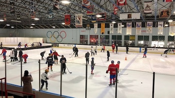 Entrenamiento conjunto entre ambos equipos