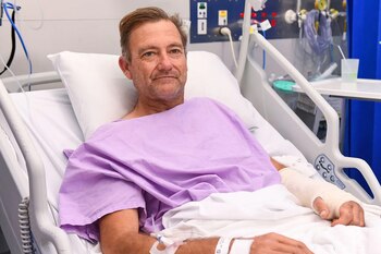 Neil Parker posa para una