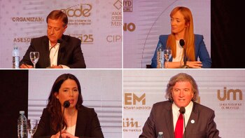 Los cuatro candidatos a gobernador en Mendoza. Suárez (Cambia Mendoza), Fernández Sagasti (Frente Elegí), Barbeito (FIT), Ramón (Protectora).