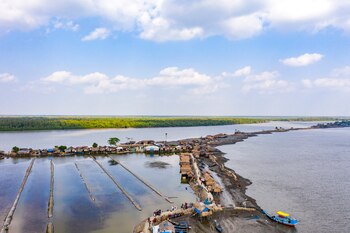 La aldea de Kalabogi se