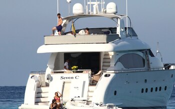 El Seven C cuesta 7.300