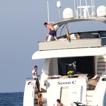 El barco tiene 28 metros