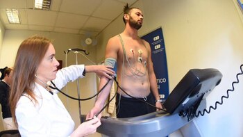 Marcelo Larrondo se relizó la revisión médica previa a su llegada a River