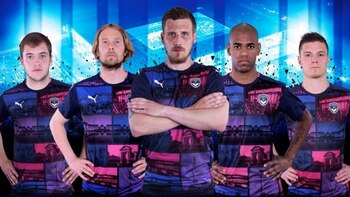 La tercera camiseta del Bordeaux,