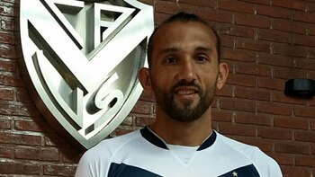Hernán Barcos es el refuerzo top de Vélez (@velez)